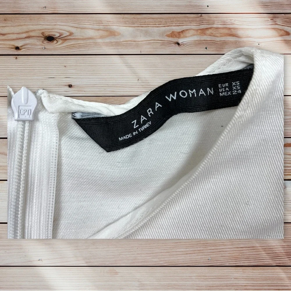 Zara Avant ruched Minimalist white blouse scrunchy‎ sleeve size XS - Picture 2 of 8